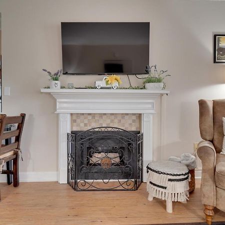Gatlinburg Condo With Mountain Views And Pool Access Exterior photo
